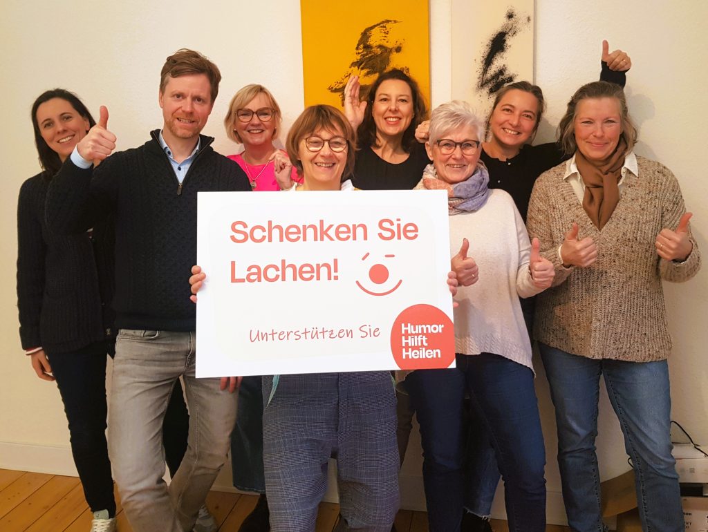 v.l.n.r.: Lea Böttger, Stefan Mispagel, Kirsten Figge, Maria Bley, Myriam Stockhausen, Gabriele Moosmann, Verena Breitbach und Karin Döring_Foto: HHH