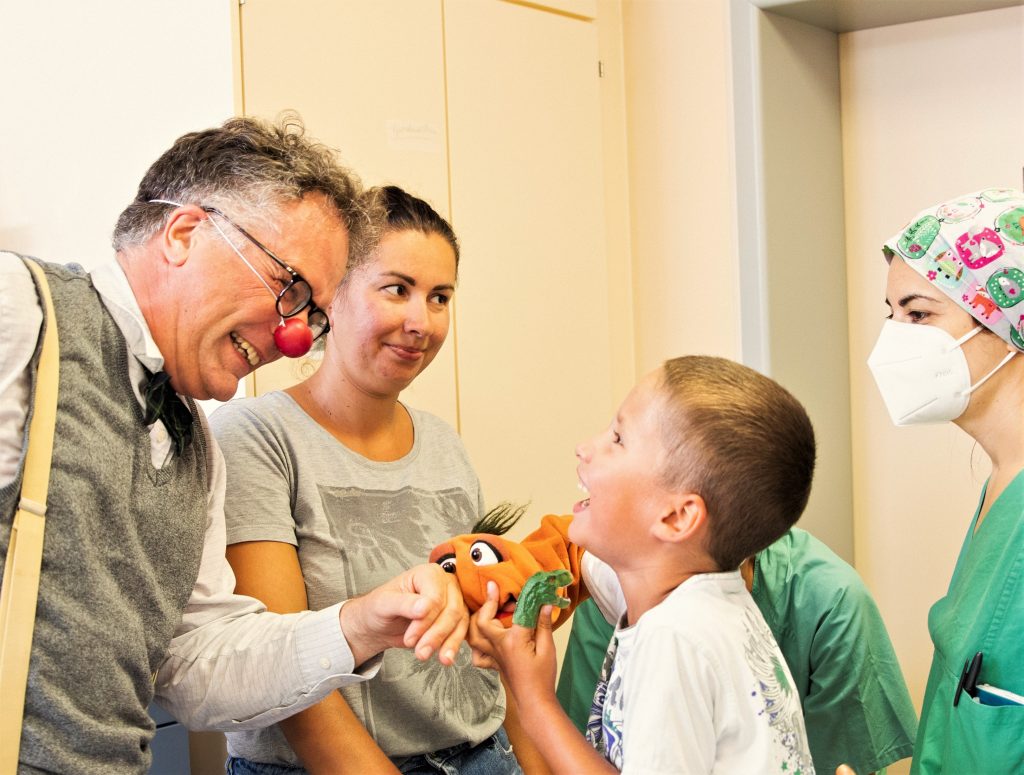 Herzlichen Dank an die Deutsche Postcode Lotterie für de Unterstützung in unserem Landau-OP-Projekt_Foto Copyright: Marina Weigl